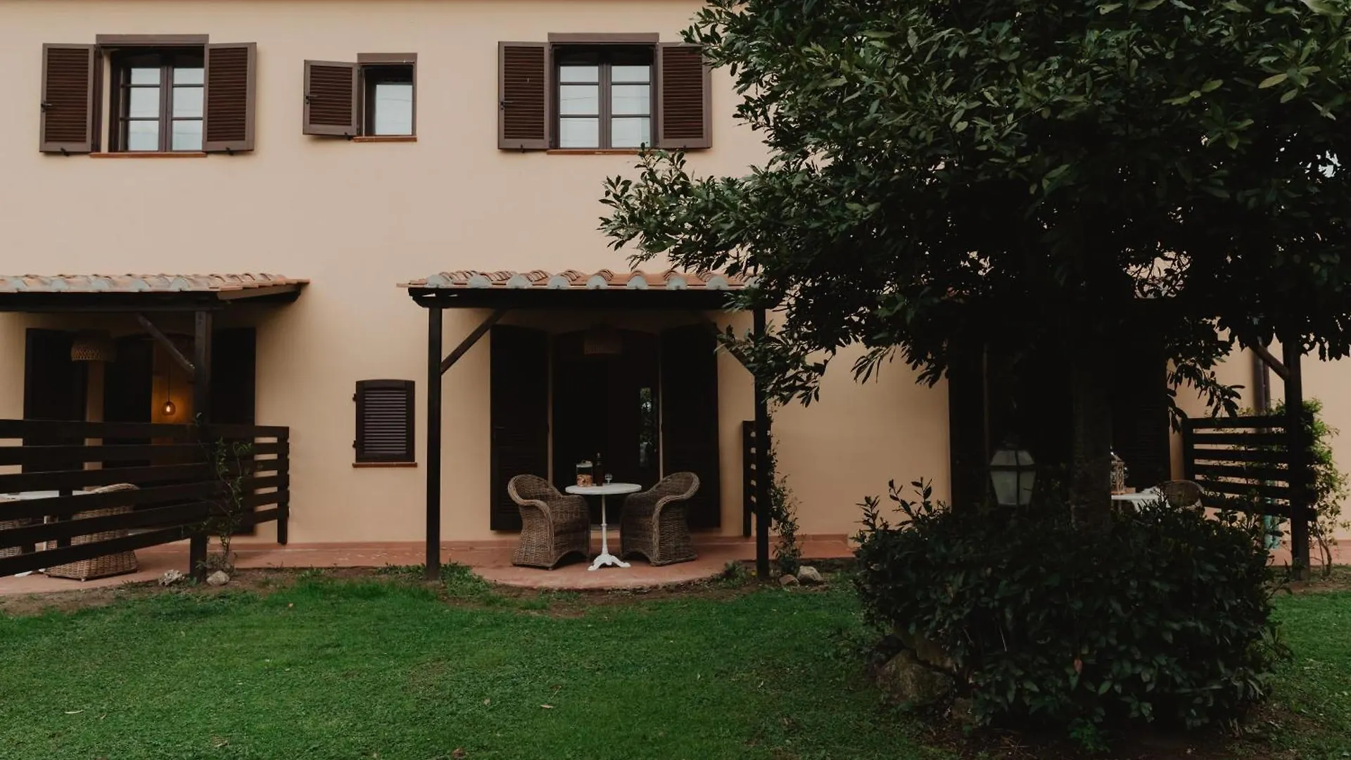 Podere Conte Gherardo Castagneto Carducci Casa di campagna